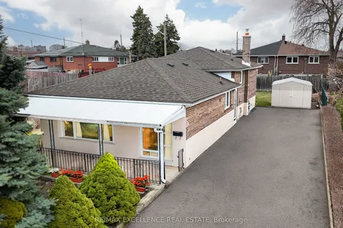 90 Goldsboro Road, Toronto, ON N9L 1A8