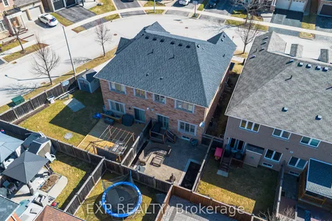 4693 Kurtz Road, Burlington, ON L7M 0G2