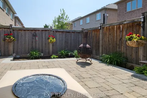 4693 Kurtz Road, Burlington, ON L7M 0G2