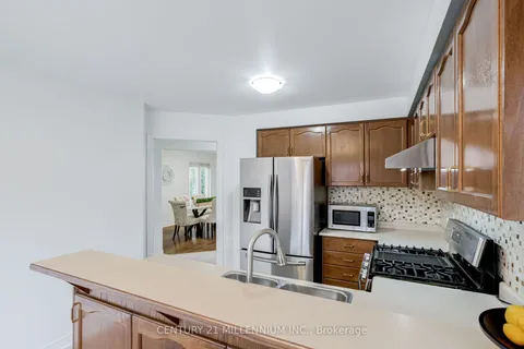 3744 Althorpe Circle, Mississauga, ON L5N 7G4
