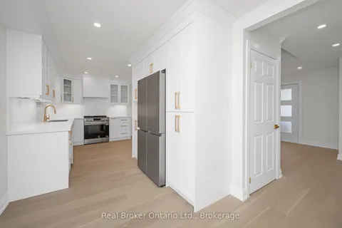 3193 Renton Road, Burlington, ON L7M 2W8