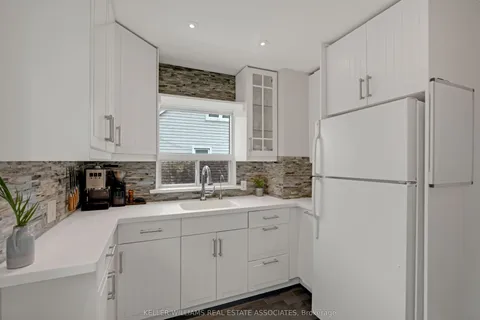 25 Rogers Road, Brampton, ON L6X 1L7