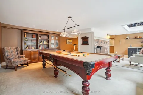 888 Partridge Drive, Burlington, ON L7T 2Z5