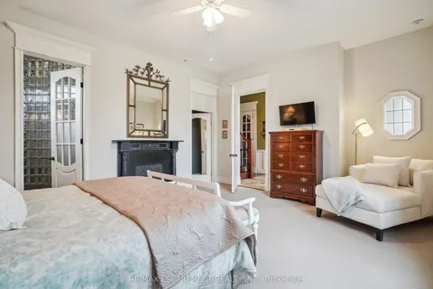 888 Partridge Drive, Burlington, ON L7T 2Z5