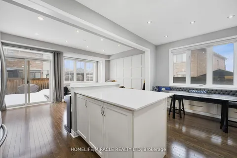 36 Bernadino Street, Brampton, ON L6P 4G1