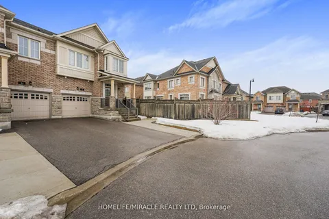 36 Bernadino Street, Brampton, ON L6P 4G1
