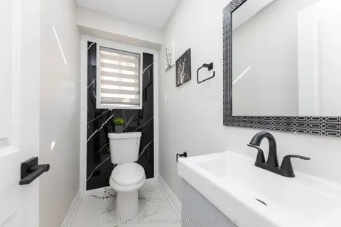 7 Markham Street, Brampton, ON L6S 3P2