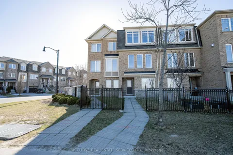110 Magdalene Crescent, Brampton, ON L6Z 0G7