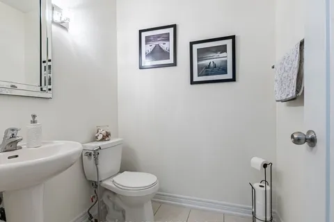72 Mcechearn Crescent, Caledon, ON L7C 3Y2