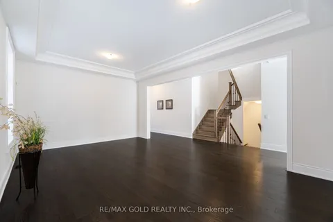 82 Raspberry Ridge Avenue, Caledon, ON L7C 4N2