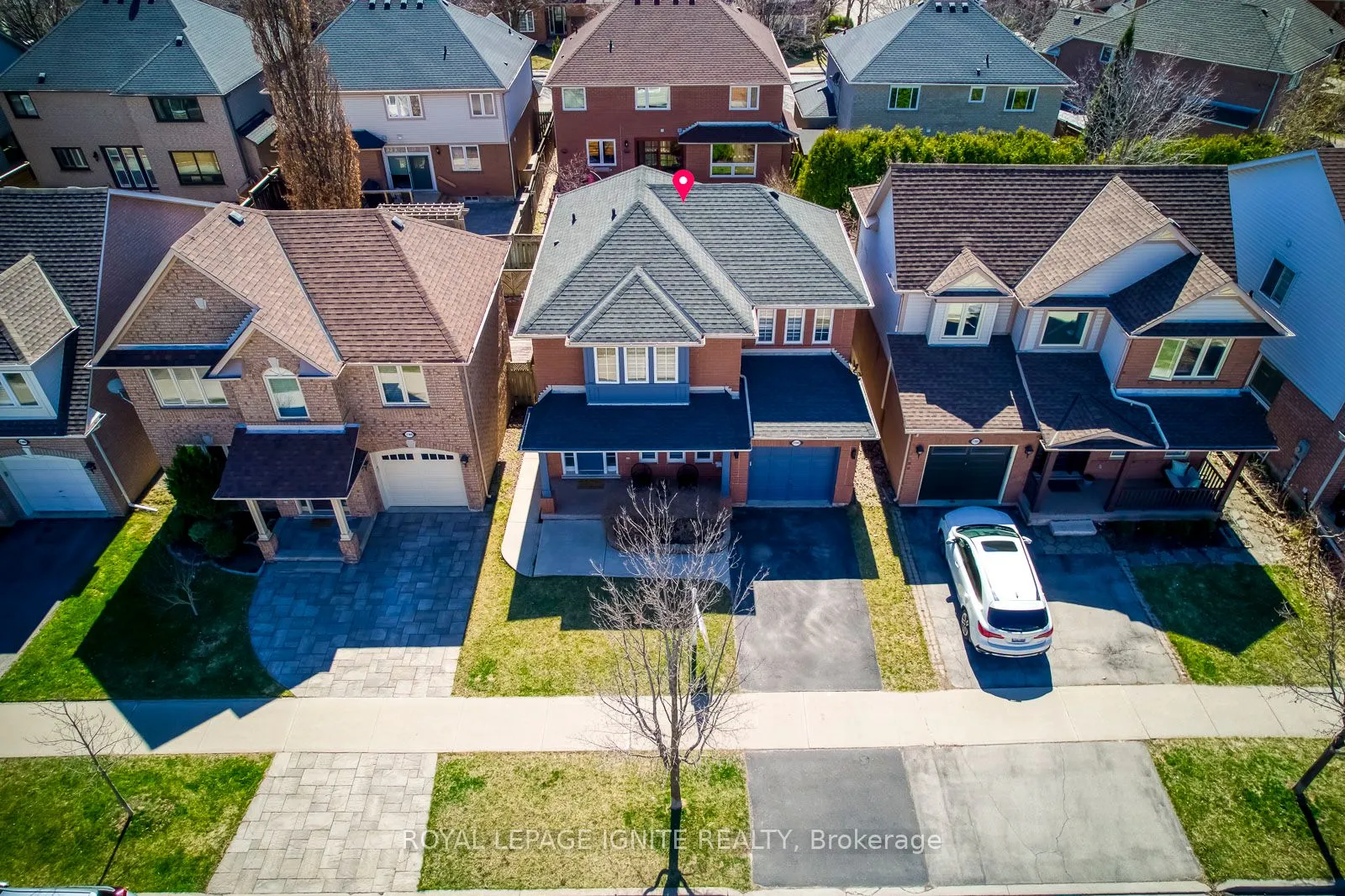 2390 Orchard Road, Burlington, ON L7L 6N6