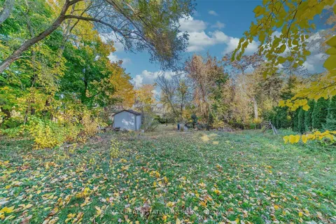 1514 Drymen Crescent, Mississauga, ON L5G 2P2