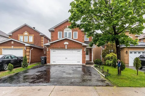 71 Ravenscliffe Court, Brampton, ON L6X 4N9
