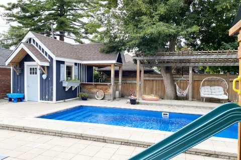 2600 Lake Shore Boulevard, Toronto, ON M8V 1G4