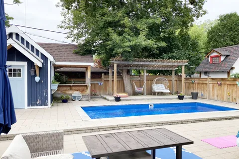 2600 Lake Shore Boulevard, Toronto, ON M8V 1G4