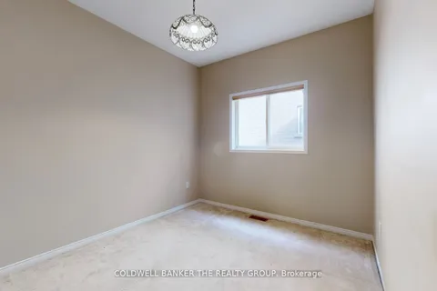 5 Collingwood Avenue, Brampton, ON L7A 2E5
