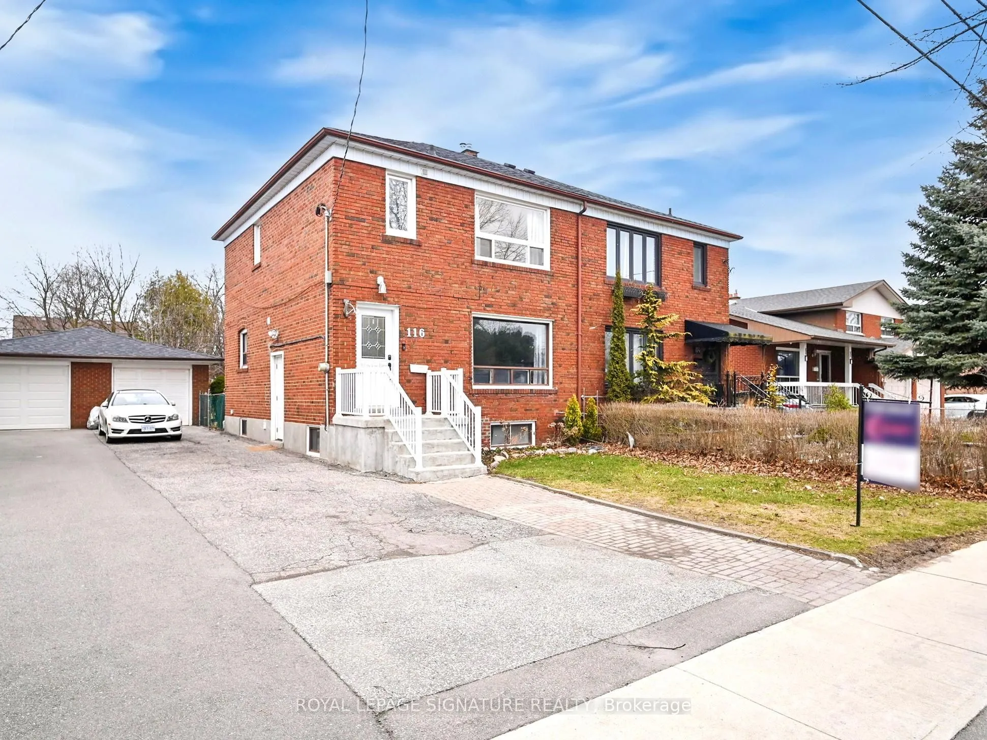 116 Judson Street, Toronto, ON M8Z 1B1