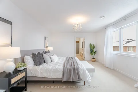 720 Reece Court, Milton, ON L9T 0X4