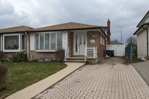 3332 Grechen Road, Mississauga, ON L5C 1X9