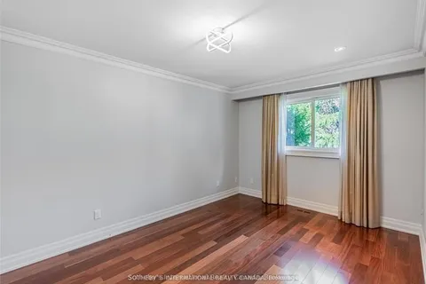 942 Fletcher Valley Crescent, Mississauga, ON L5J 2X7