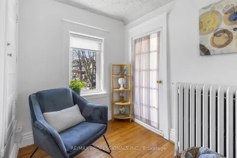 259 Garden Avenue, Toronto, ON M6R 1J4