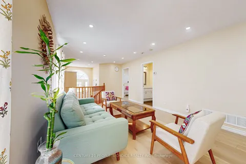 19 Mckitrick Drive, Orangeville, ON L9W 5C2