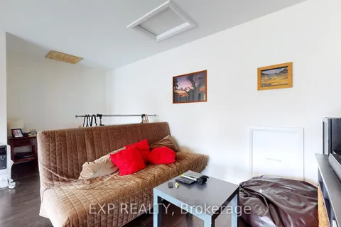1163 Carnegie Drive, Mississauga, ON L5E 0A6