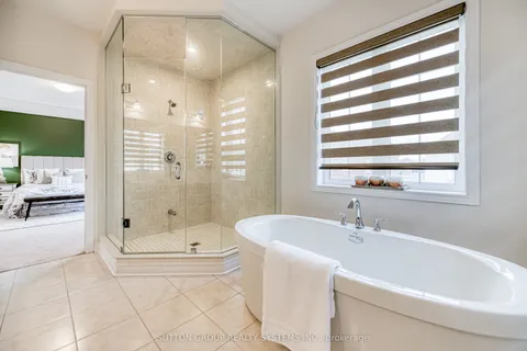 3329 Post Road, Oakville, ON L6H 0Y5