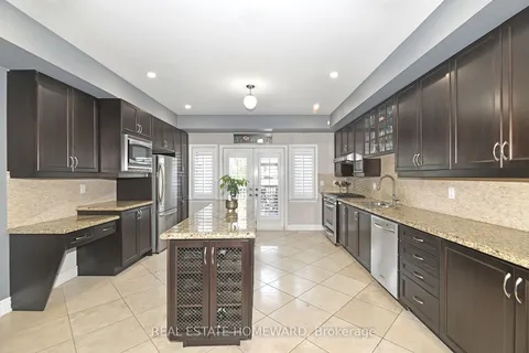264 Dalesford Road, Toronto, ON M8Y 1G5