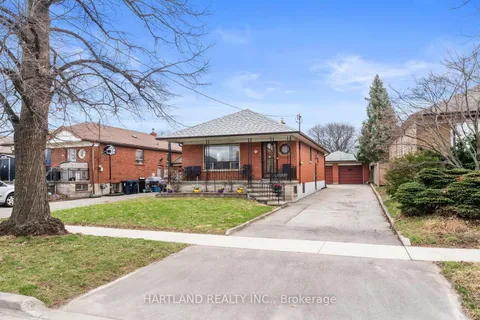 9 Merriday Street, Toronto, ON M8Z 1C6