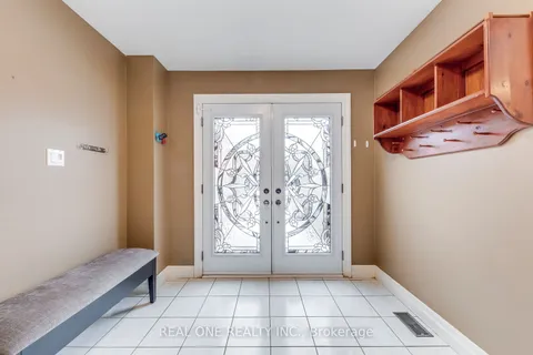 1389 Heritage Way, Oakville, ON L6M 3C2