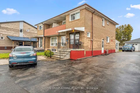 68 Wheatsheaf Crescent, ON M3N 1P6