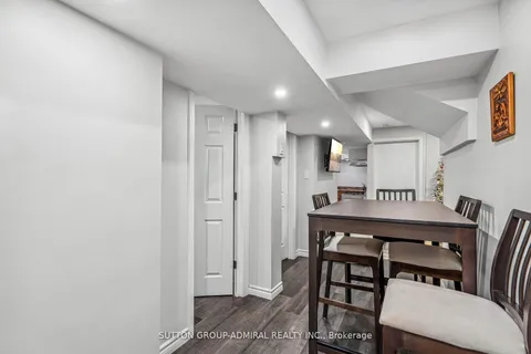 68 Wheatsheaf Crescent, ON M3N 1P6