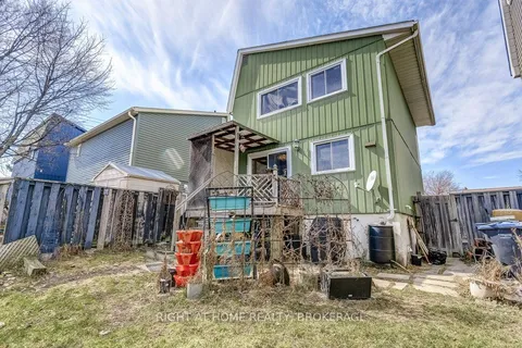 20 Homeland Court, Brampton, ON L6S 1R8
