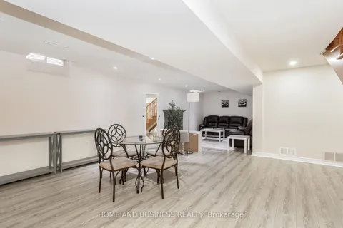 2035 Jacamar Court, Mississauga, ON L5L 3P7