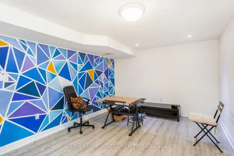 2035 Jacamar Court, Mississauga, ON L5L 3P7