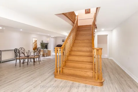 2035 Jacamar Court, Mississauga, ON L5L 3P7