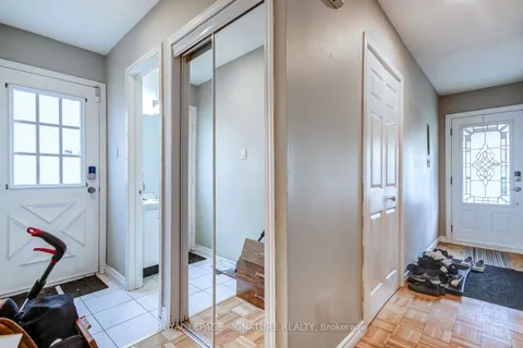 4188 Martlen Crescent, Mississauga, ON L5L 2H3