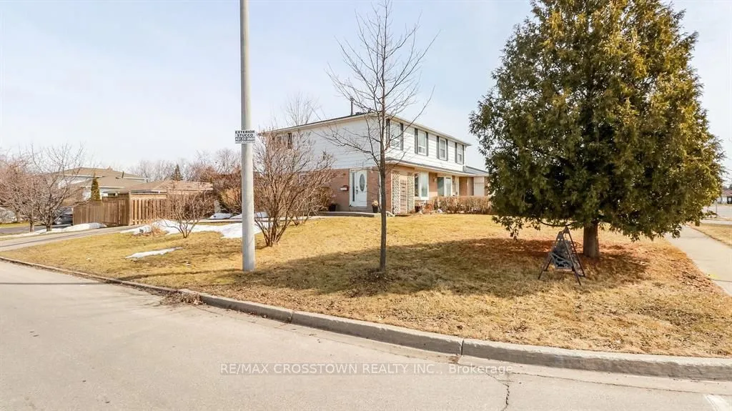 2 Gatewood Drive, Brampton, ON L6S 1Y9