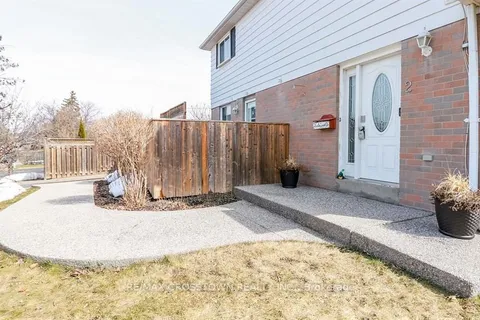 2 Gatewood Drive, Brampton, ON L6S 1Y9