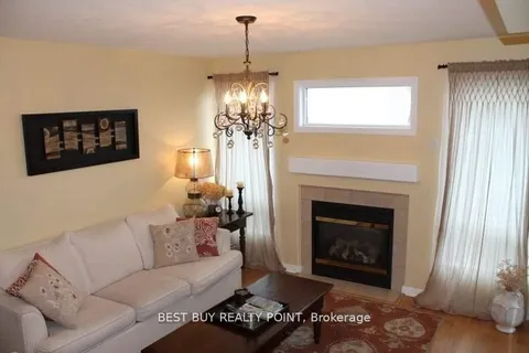 1050 Cooper Avenue, Milton, ON L9T 5W6