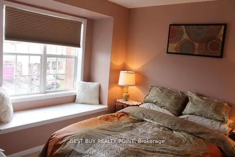 1050 Cooper Avenue, Milton, ON L9T 5W6
