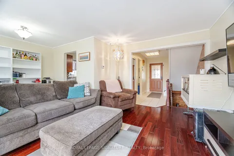 136 Martindale Crescent, Brampton, ON L6X 2V2