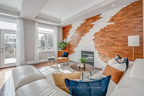 3198 New Street, Burlington, ON L7N 1M8