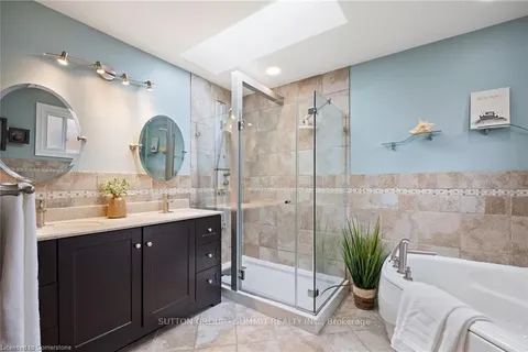 19 BERWICK Avenue, Brampton, ON L6Z 3P7