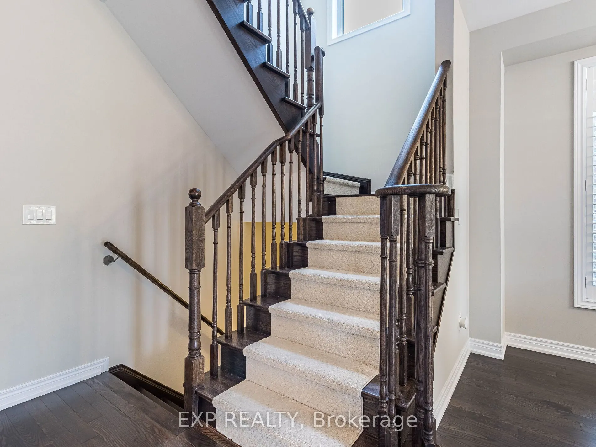 353 Hincks Drive, Milton, ON L9T 8T9