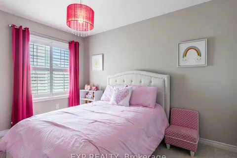 353 Hincks Drive, Milton, ON L9T 8T9