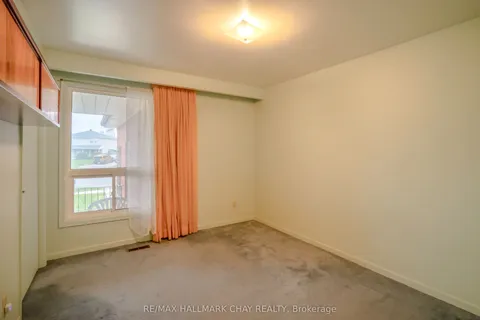 3 Alicewood Court, Toronto, ON M9V 3Y1