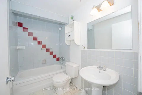 102 SUTHERLAND Avenue, Brampton, ON L6V 2H7