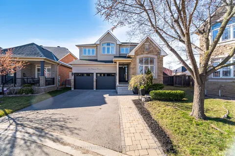 221 Cathcart Crescent, Milton, ON L9T 7P2